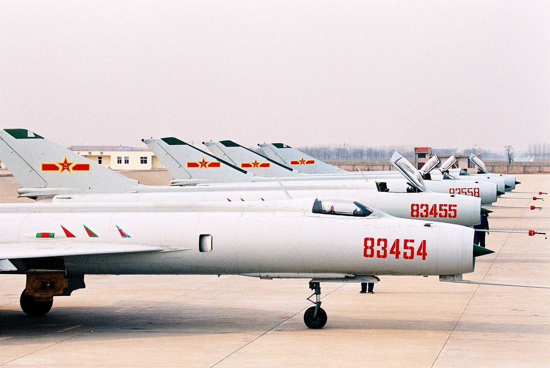 歼-1民军支场心新军最，探索与前瞻，歼-1民军支场心新军展望与探索，最新趋势前瞻