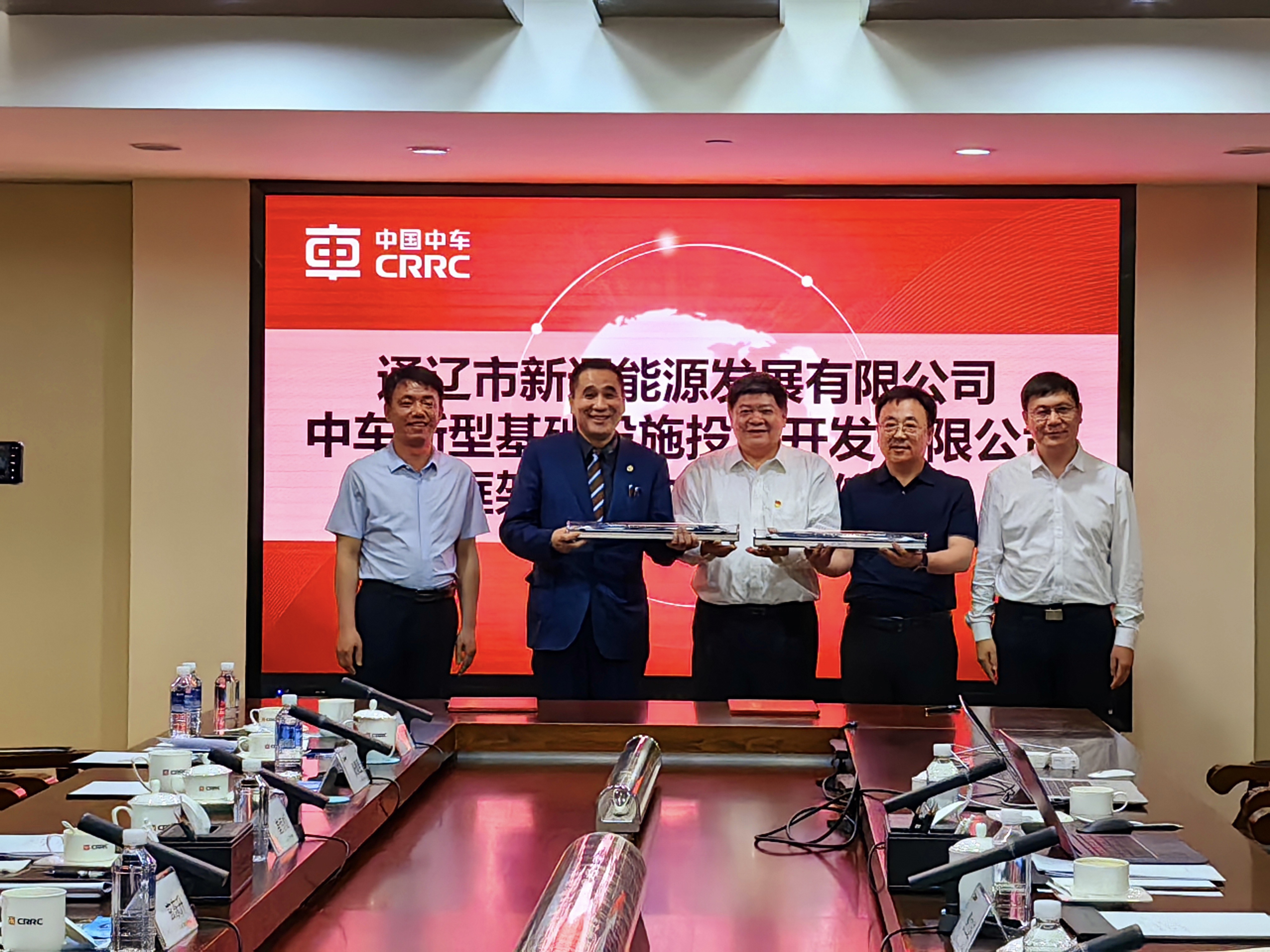 长海中台，探索与实践的身与心之旅，长海中台，探索与实践的全方位之旅