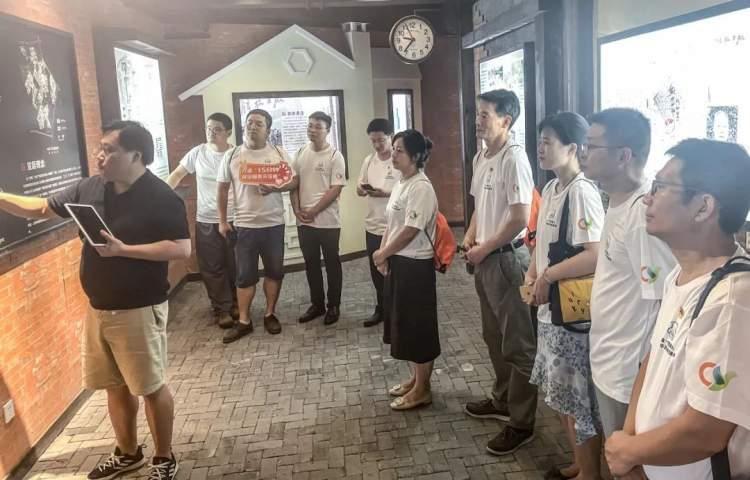 数武最况版号播,游戏行业的现状与发展趋势分析,游戏行业现状与发展趋势分析,数武最况版号播