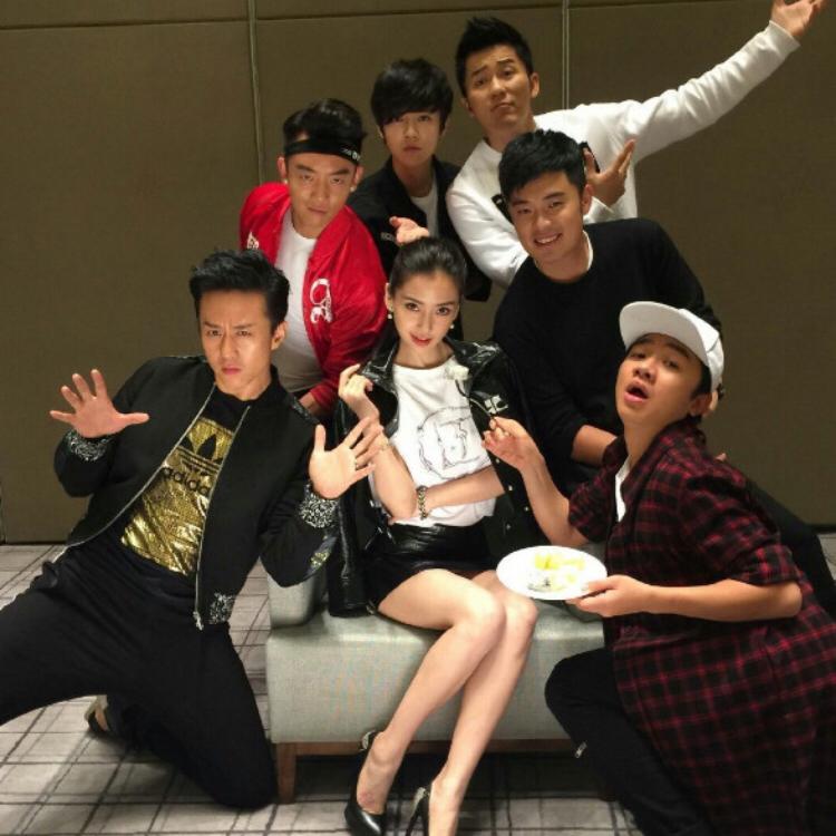 开录站2米,探索前沿科技,引领数字未来,探索前沿科技,引领数字未来,开录站2米之旅