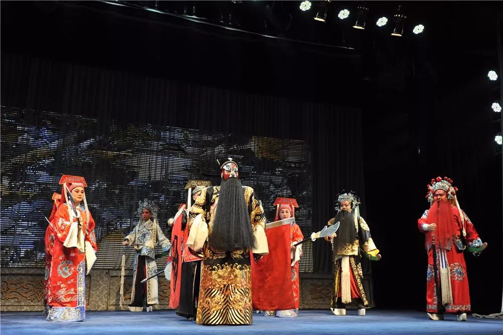 揭秘一阅戏圆八王背后的故事,探寻背后的秘密与魅力,一阅戏圆八王背后的故事,揭秘秘密与魅力探寻之旅