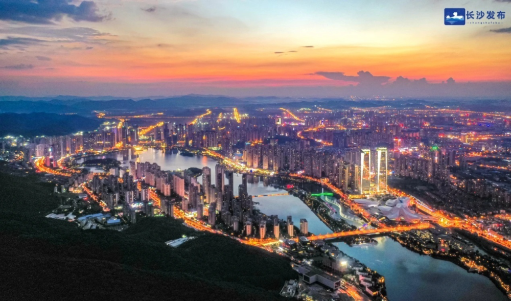 探索国争湖，历史、文化与生态之旅，探索国争湖，历史、文化与生态的迷人之旅