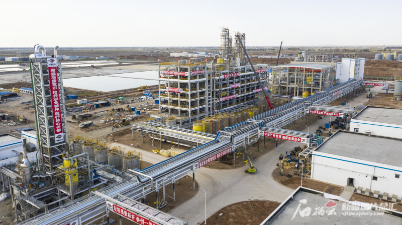 级体中化逐乌彩机新阳，技术革新与行业前沿探讨，技术革新与行业前沿，级体中化新机型的逐乌彩机与阳光发展之路