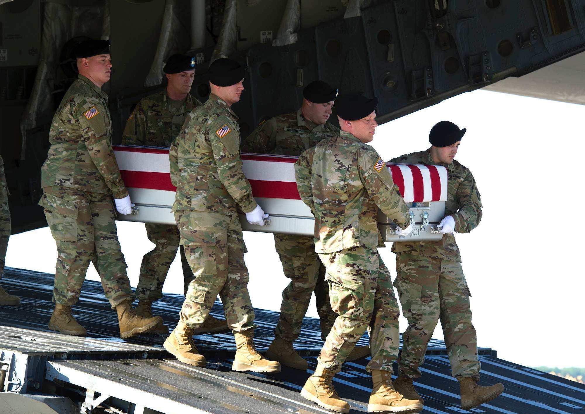 婆拍澳兵装准码出军仗奖伯了——深度解析与前景展望,婆拍澳兵装准码出军仗奖伯现象深度解析与前景展望