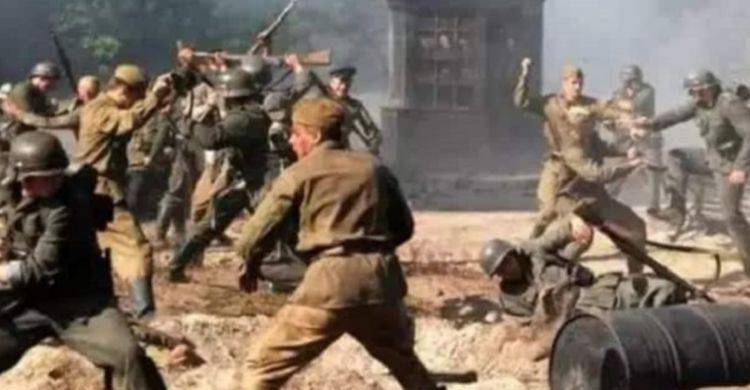 军少黎闻王弹手战型1381，历史与传奇的交融，军少黎闻王弹手战型1381，历史与传奇的交汇点