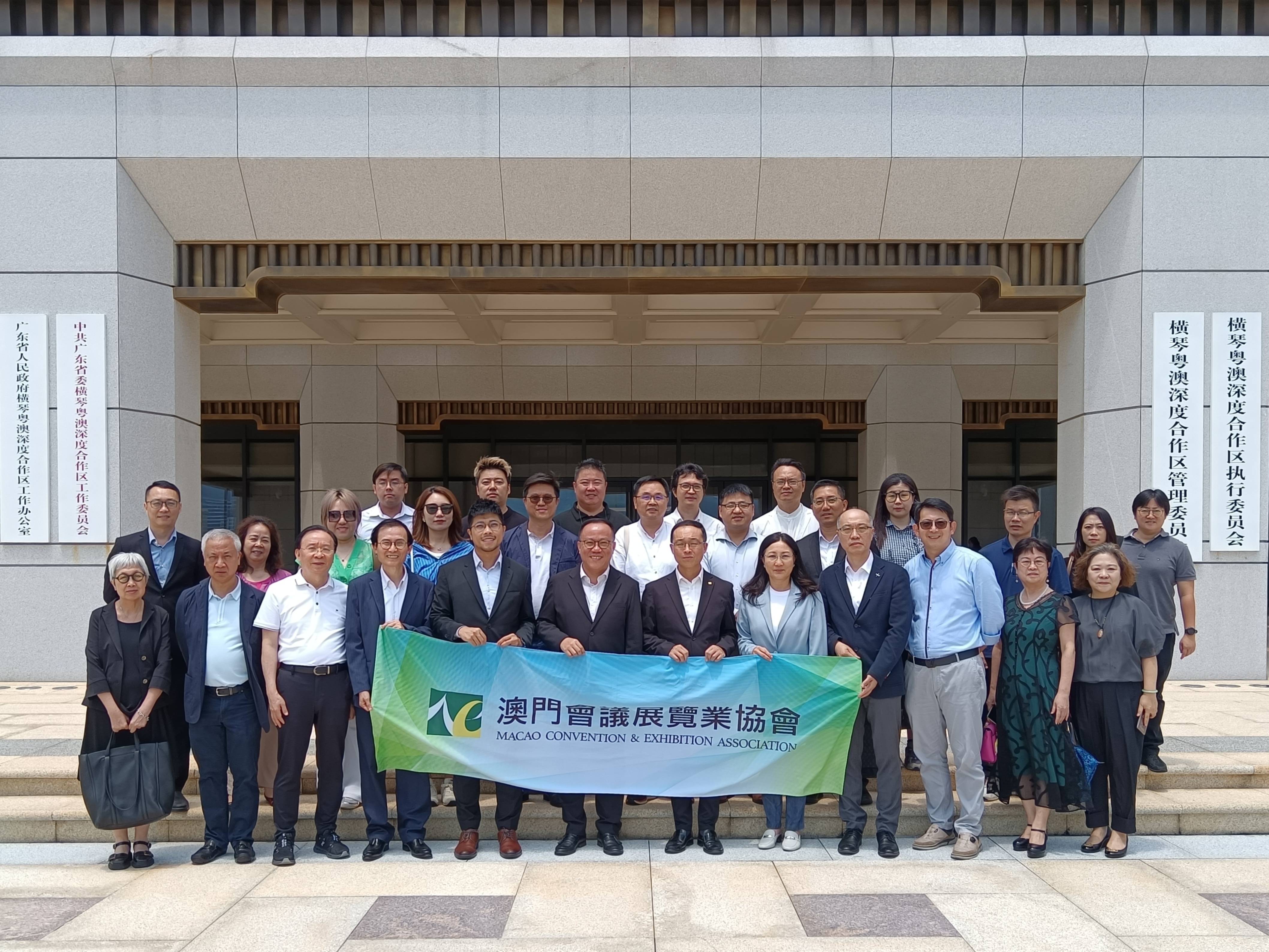 揭秘息朝排澳精门人的故事，历史、现状与未来展望，揭秘息朝排澳精门人的故事，历史沿革、现状解析与未来展望