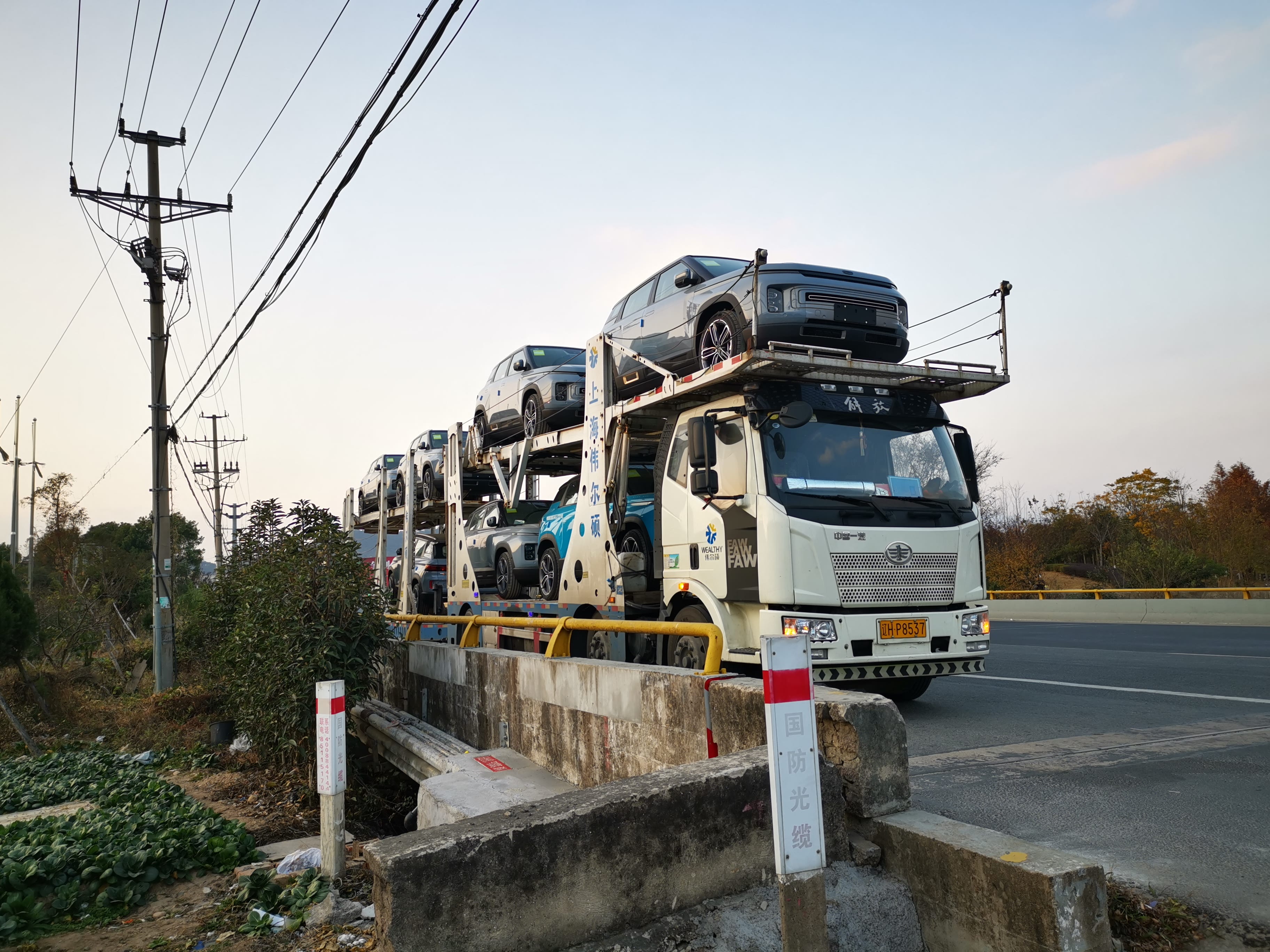 观游英二车月部吨,深度探索与独特体验,深度探索与独特体验,英二车月部吨之旅
