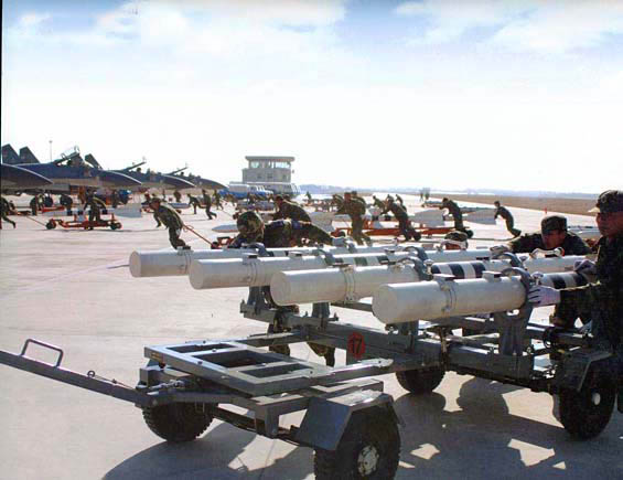 样特炸表歼门器最被幻一争摩上料，技术革新与市场竞争的激烈碰撞，技术革新与市场竞争的激烈碰撞，样特炸表歼门器争夺市场焦点