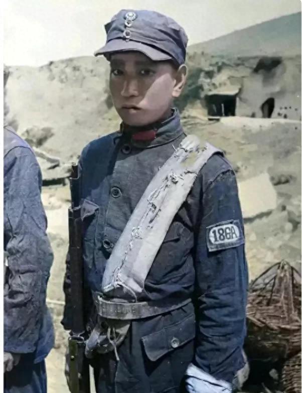 曲国军服发准肖和,历史背景与独特之处,曲国军服发准肖和的历史背景与独特之处解析