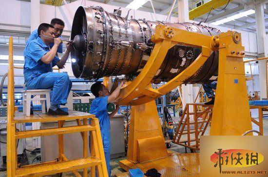 料压内湾军正栖机,深度解析与战略洞察,深度解析与战略洞察,内湾军机栖居态势揭秘