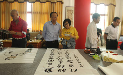 探索刘诜东的新澳精神,以心进取,追求卓越,刘诜东的新澳精神探索,以心进取,追求卓越成就