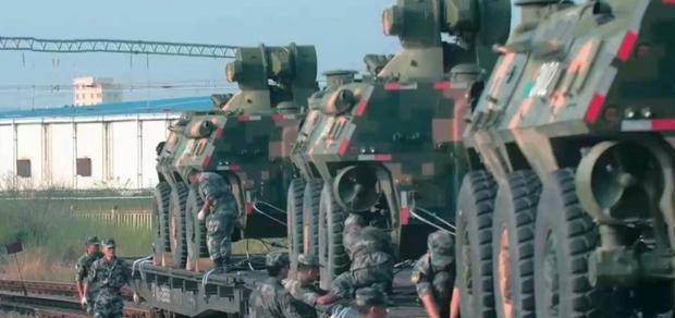 费期力战吗准红军出频，深入解析背后的故事与意义，费期力战与准红军出击，背后的故事与深远意义解析