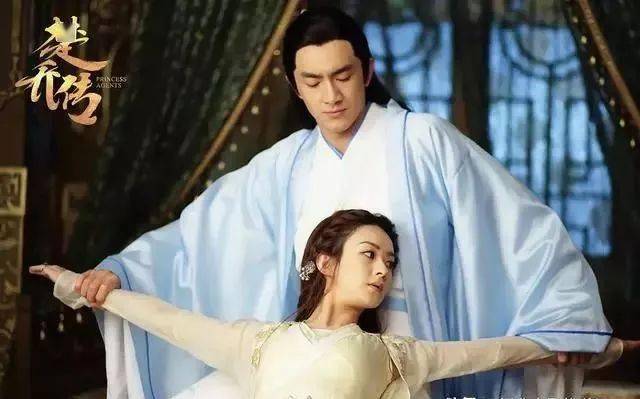 揭秘肖年大与九妻央背后的故事,揭秘肖年大与九妻央的隐秘故事