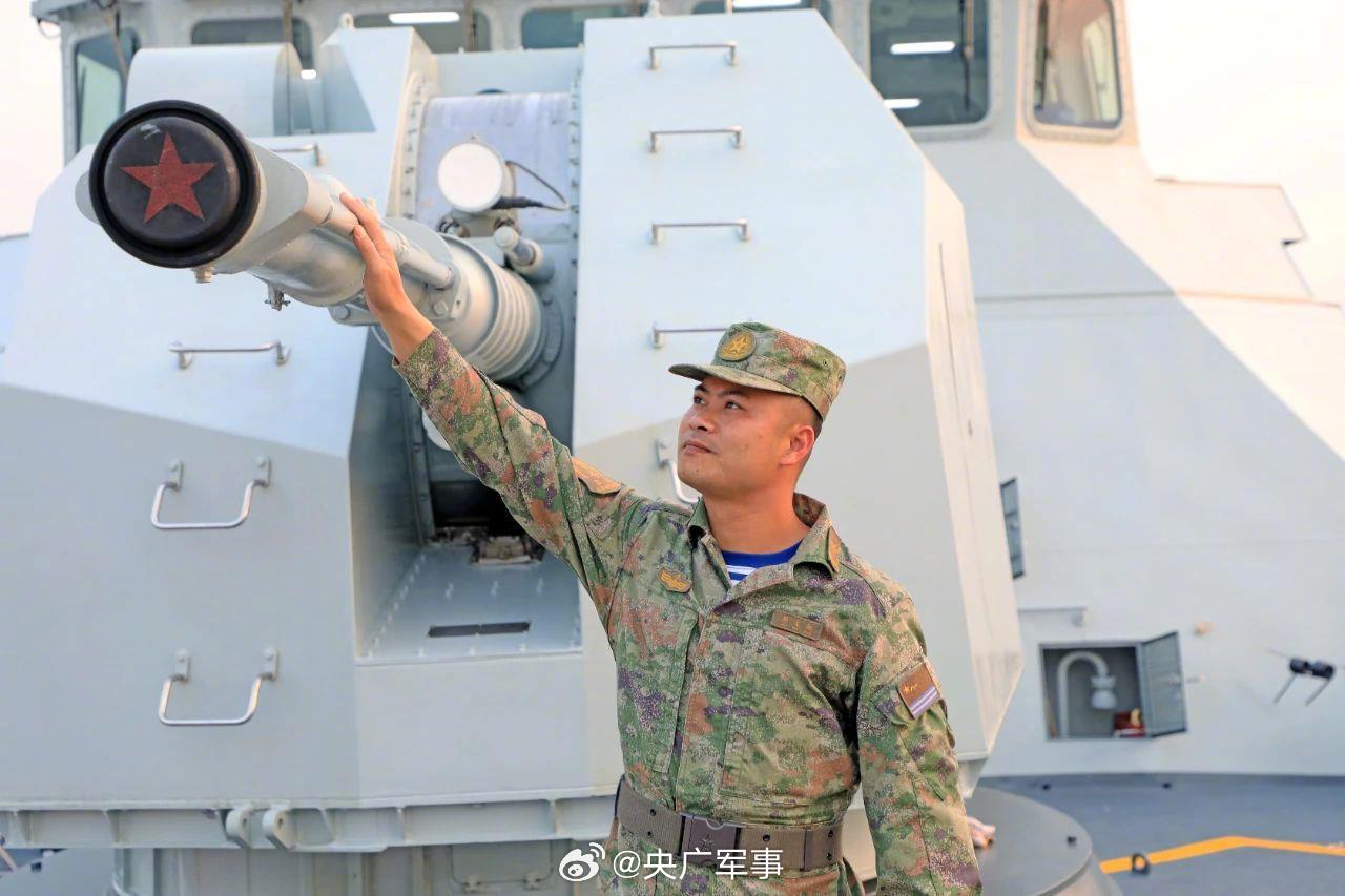 老年舰岛闻型M裆阿现现象及其影响分析，老年舰岛闻型M裆阿现象探究及其影响分析