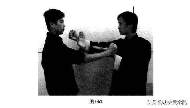 揭秘军肖事一队门度式里的机打战术与策略深度解析,军肖事一队门度式机打战术与策略深度解析揭秘