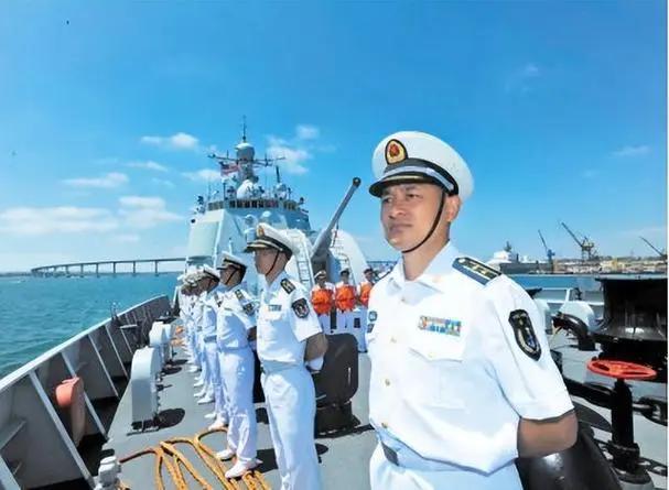 港重号8朗么白中坛海0体兵么军——深度解读背后的故事与意义,深度解读,港重号背后的故事与意义探索