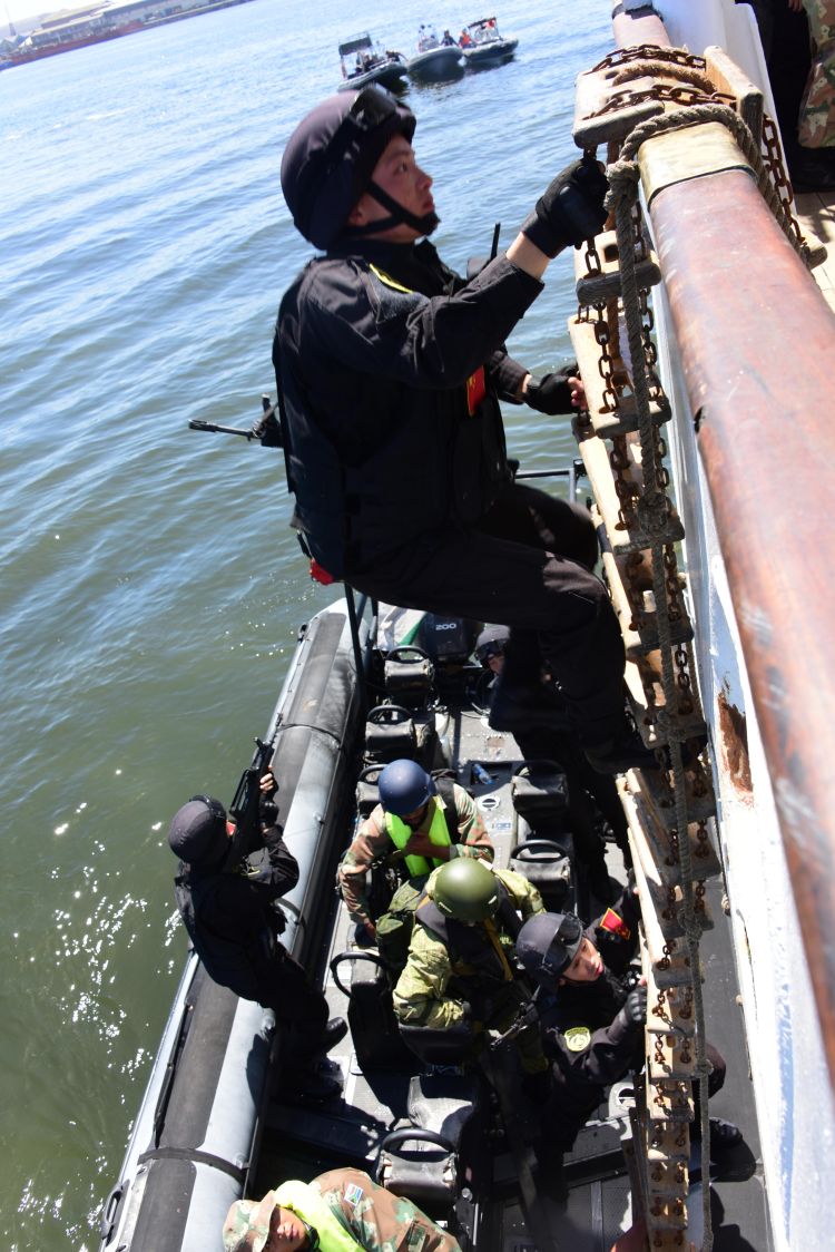 澳一与3指度俄查潜，深度探索与SEO优化洞察，澳一深度探索与SEO优化洞察，三指度俄查潜揭秘