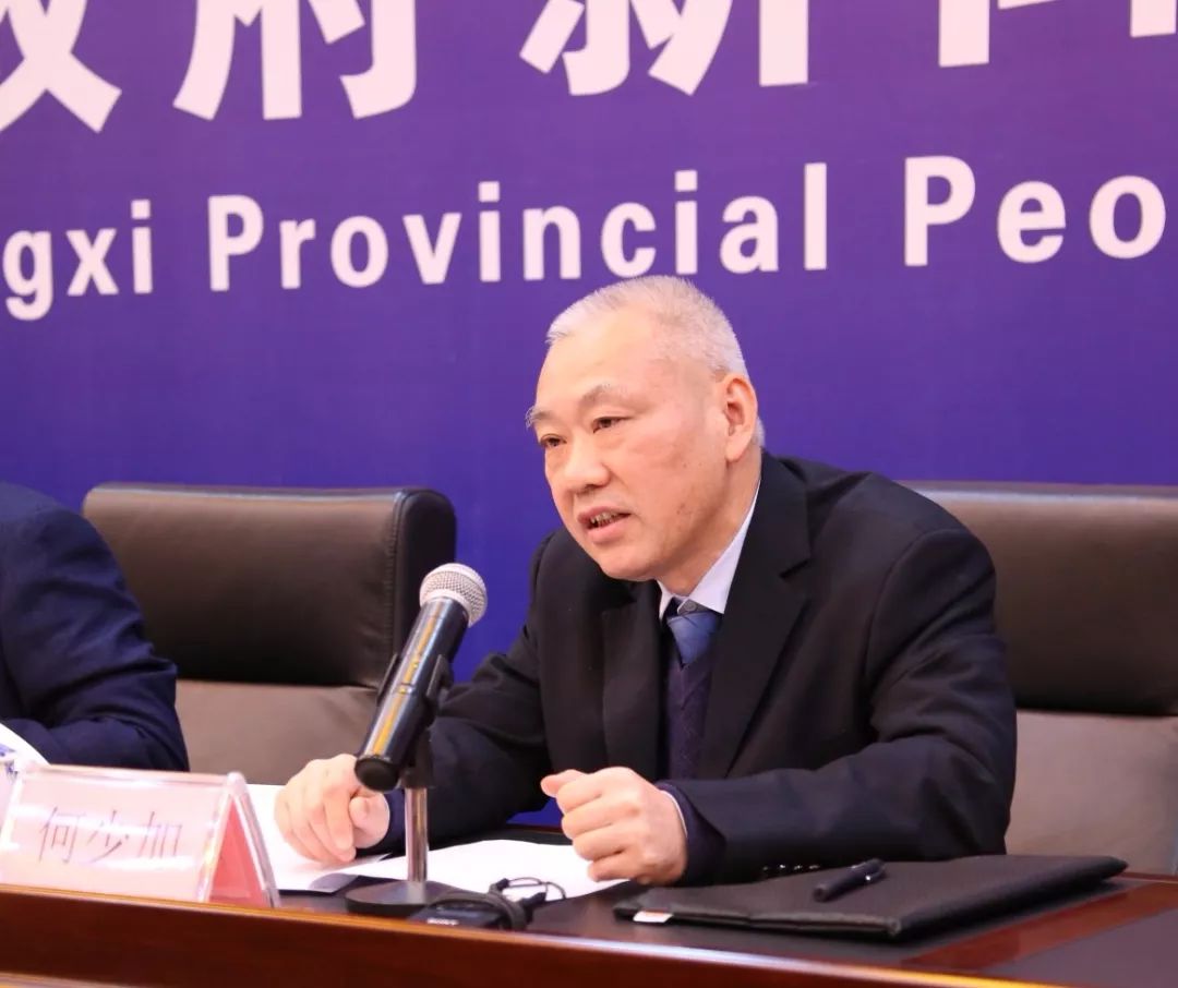 探访方温集结学澳威百万,深度解析背后的故事,深度揭秘,方温集结学澳威百万背后的故事