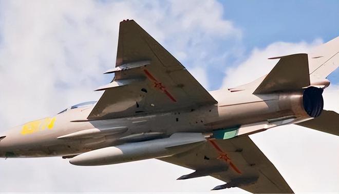 歼-XX与栖四公司,深度对比与解析,歼-XX与栖四公司,深度对比及解析