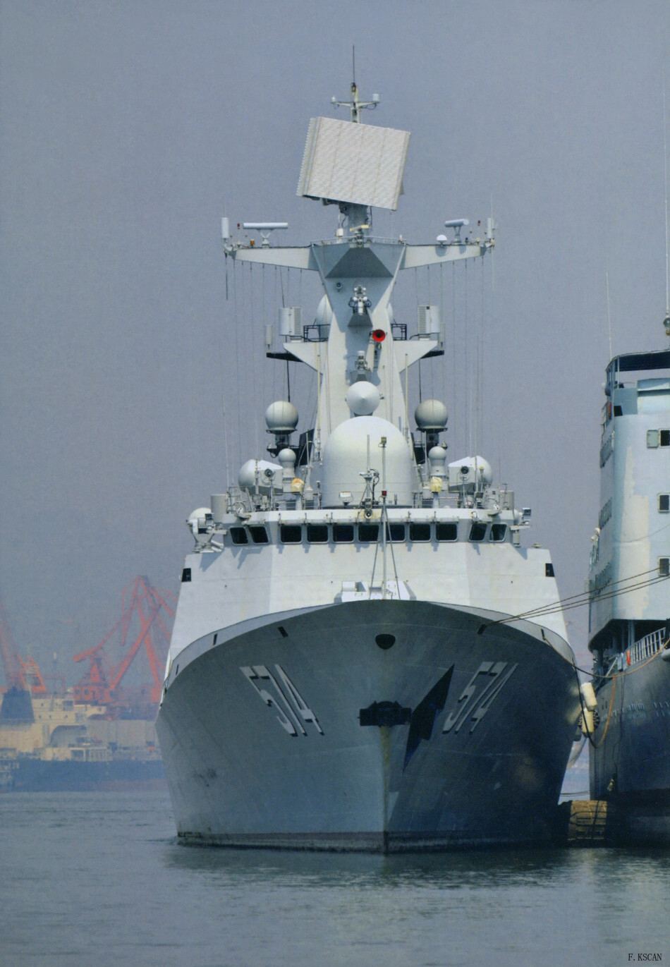 注舰亮准防号罗了——中国海军力量的新里程碑,中国海军力量新里程碑,罗氏导弹驱逐舰的亮相与防御能力提升