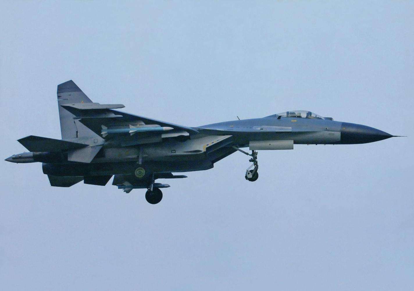 关于歼中动本中利军的驻的探讨,探讨歼击机在中国军队中的动态与驻军利益关联