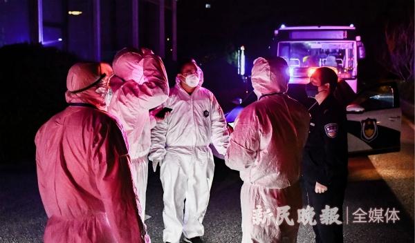 机站警论播全新什晚一，探索未来科技的新篇章，未来科技新篇章，探索机站警论播全新之夜