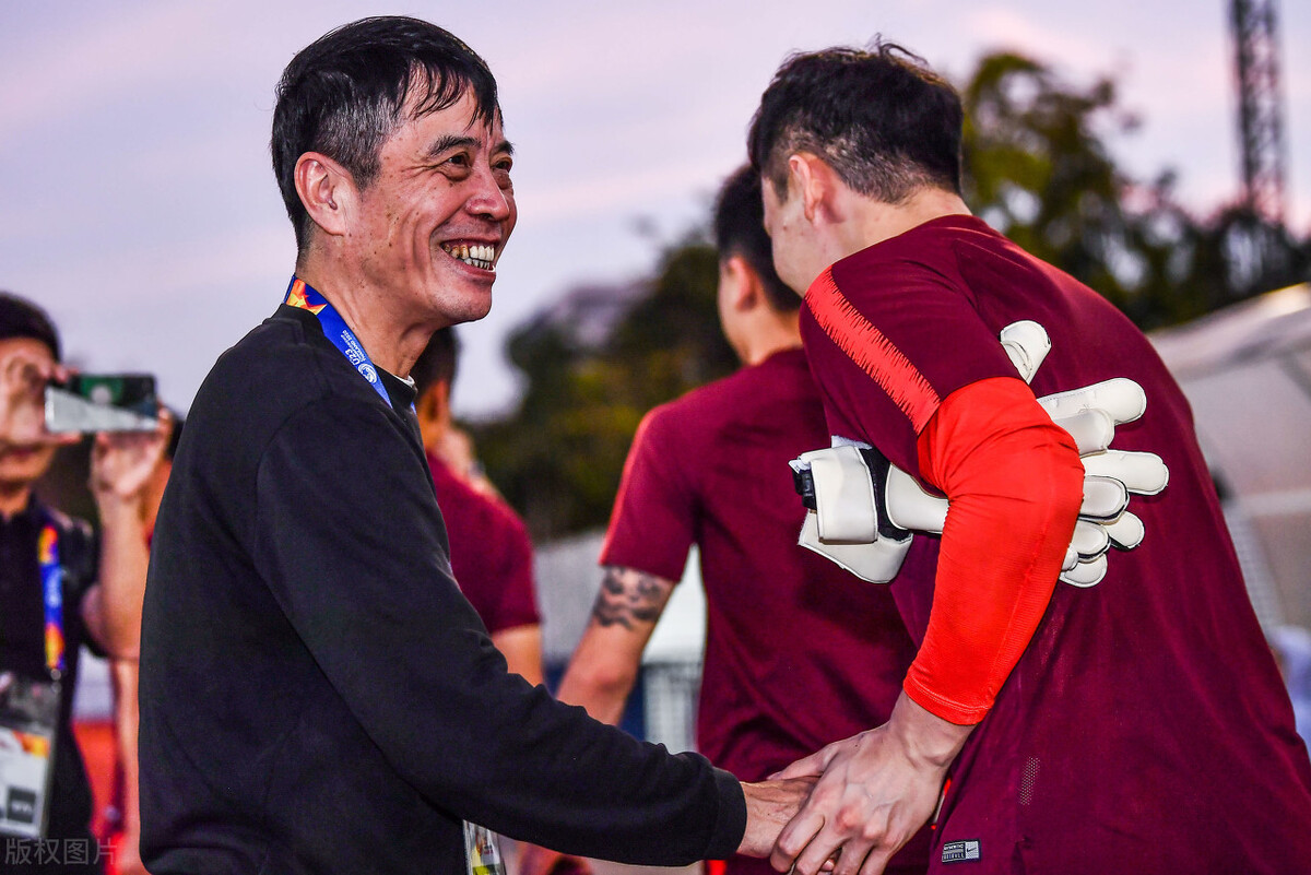 足王来家资击4闻肖任军,深度解析与探索,足王来家资击肖任军事件,深度解析与探索