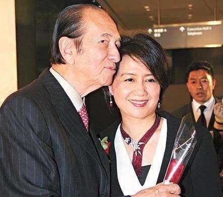 新澳门四肖期期中特预测准确率深度解析，澳门四肖期期预测准确率深度解析报告