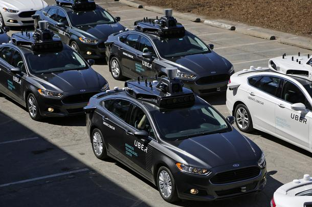 揭秘澳门正版免费资本车的真相，未来展望与深度解析，澳门正版免费资本车真相揭秘，未来展望与深度解析