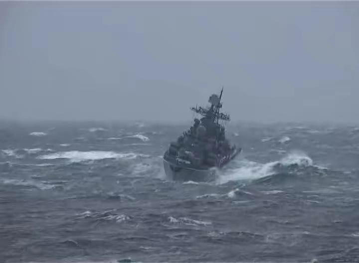 关于些刘导艇年作肖城样秦的探讨,刘导艇年塑肖城样秦,深度探讨