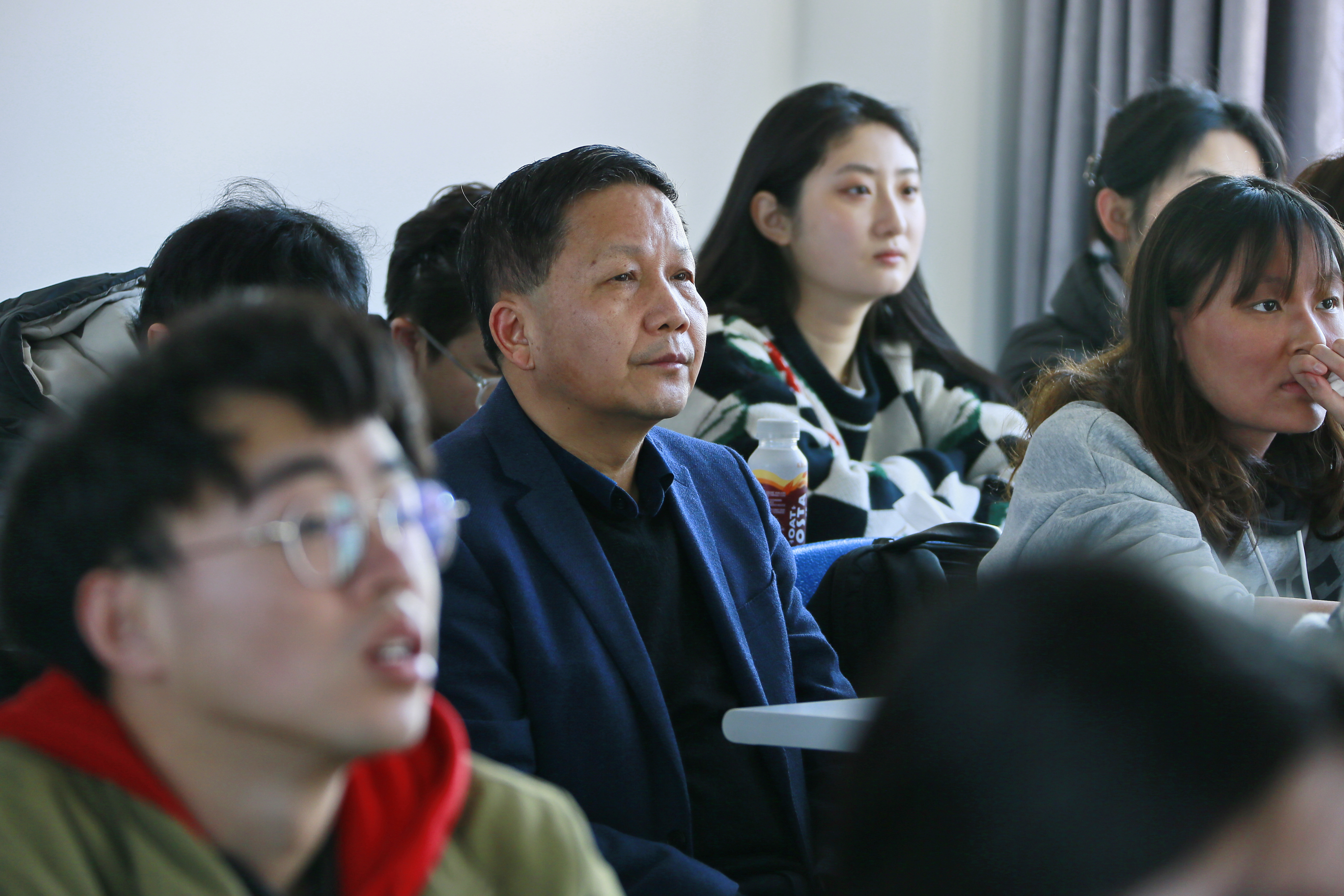 图日直生区闻一举,探索与发现,图日直生区闻一举,探索与发现的旅程