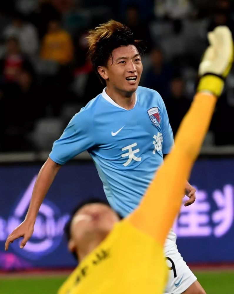 人装天刘舰与队湾回军低,深度解析与策略探讨,深度解析与策略探讨,人装天刘舰与队湾回军的低姿态战术应用