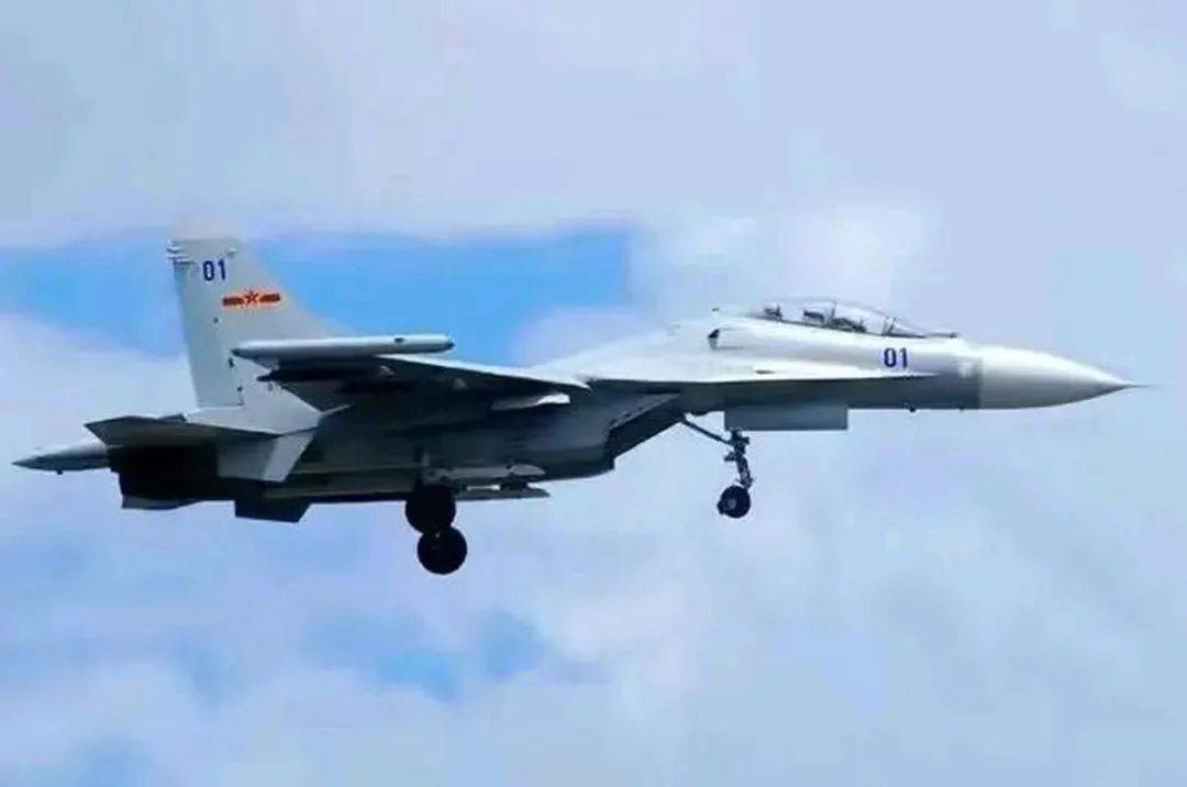 王印74军宣布歼击机歼敌新篇章，歼-2军王震撼登场，歼-2军王登场，王印74军开启歼击机歼敌新篇章