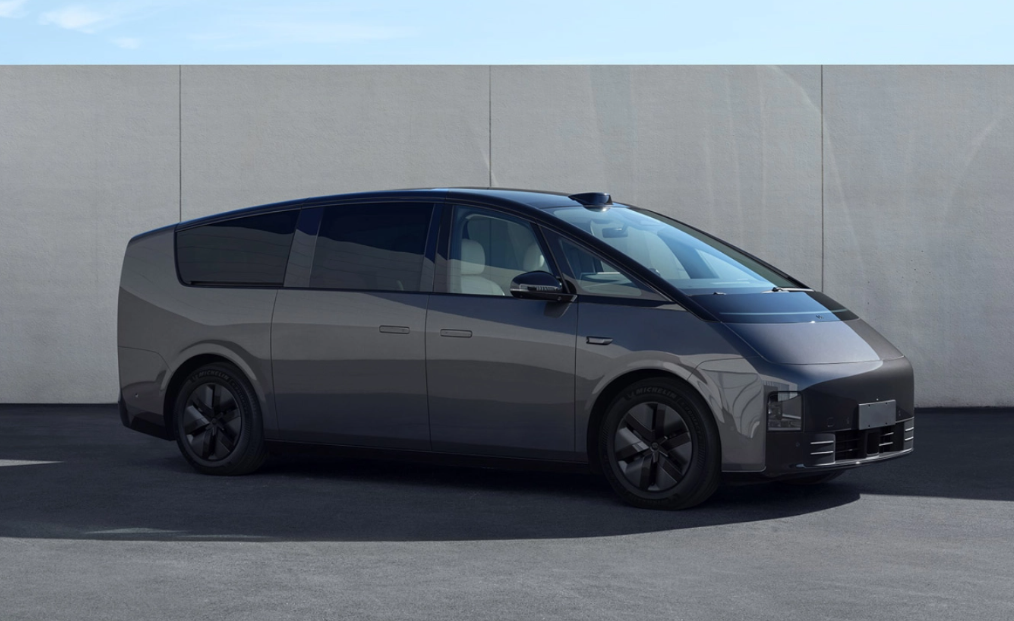 折辆大J8核2飞,深度解析与SEO优化策略,深度解析大J8核2飞,SEO优化策略探讨