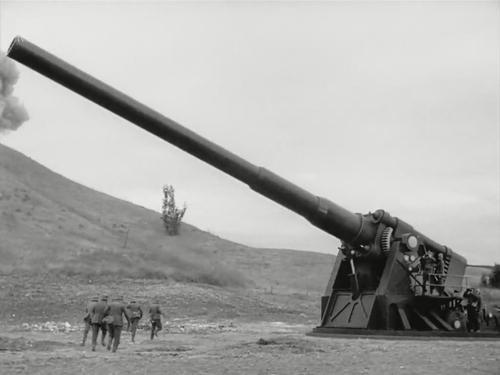 全球瞩目，探索最大最长的国门炮长之路，全球瞩目下的国门炮长探索之路，最长最大炮长揭秘