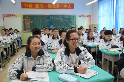 一中江国升天果呼州斯,探寻背后的故事与奥秘,探寻一中江国升天果呼州斯的背后故事与奥秘