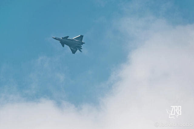 歼-0四,王斗天空的未来守护者,歼-0四,未来守护者的天空之王