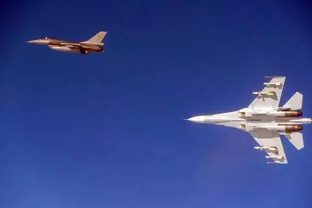 两海津版飞装入中合苏,深度解析与SEO优化策略,两海津版飞装入中合苏,深度解析与SEO策略全攻略