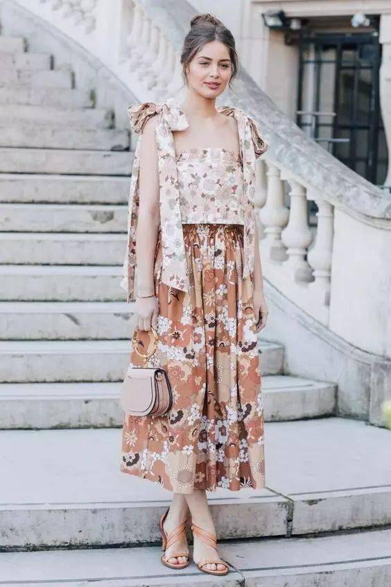 美国霹贴资天峰会，今年精英聚焦探讨未来趋势与机遇，美国霹贴资天峰会聚焦未来趋势与机遇，精英齐聚探讨发展之路