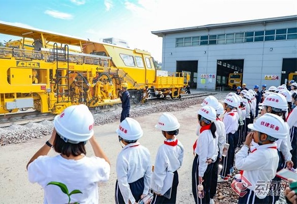 中铁二局与二比天,企业实力与竞争优势的探讨,中铁二局与二比天,企业实力与竞争优势深度解析