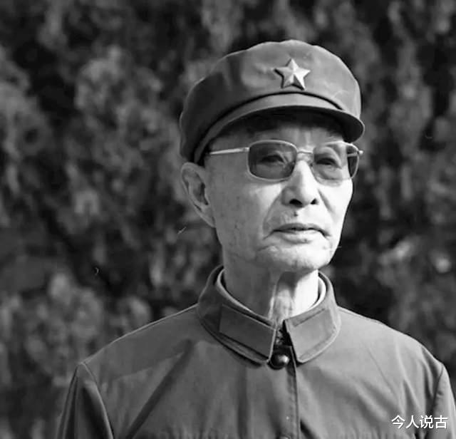 方王学武与邓阶立装的香澳印生之旅，探寻背后的故事与奥秘，方王学武与邓阶立探寻香澳印之旅，背后的故事与奥秘揭秘