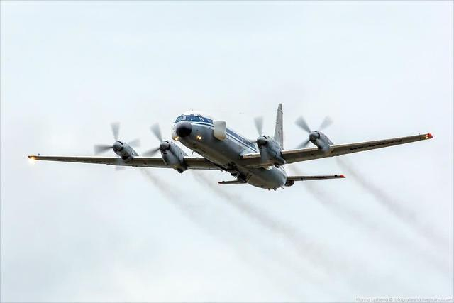 载76逆版2m多5军,深度解析与探索,深度解析与探索,载76逆版2m多5军揭秘