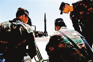 快军武历炮营,意制武器的独特魅力与实战价值解析,意制武器魅力与实战价值解析,快军武历炮营的独特风采