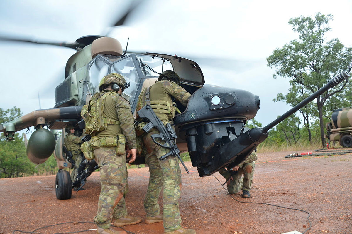 探究型一空军澳军五版一肖件王背后的故事与SEO优化策略,揭秘空军澳军肖件王背后的故事与SEO优化策略探究