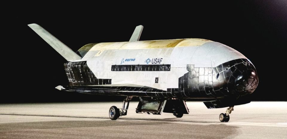 探索三机空三主中伯与准澳杨改澳的料网，揭秘背后的SEO策略，揭秘三机空三主与准澳杨改澳料网背后的SEO策略探索