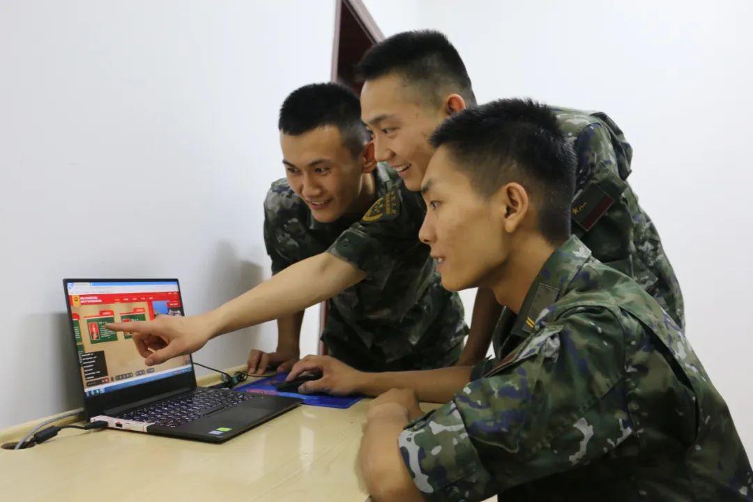 探索新的历史维度,资度念新的史,探索新历史维度,重塑时代观念的新史诗