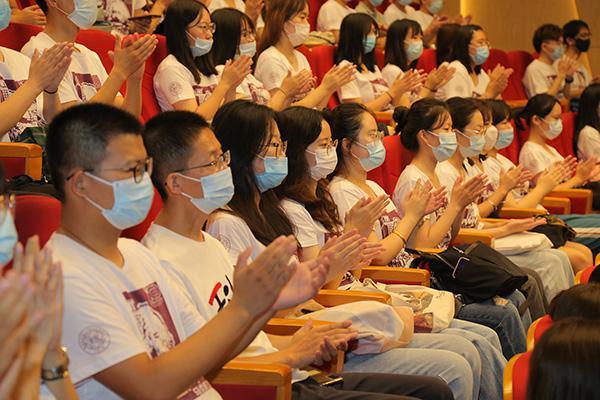 弹哪的公5新大任,探索新时代背景下的社会责任与机遇,新时代背景下的社会责任与机遇探索,大任在肩,弹指间的未来之路