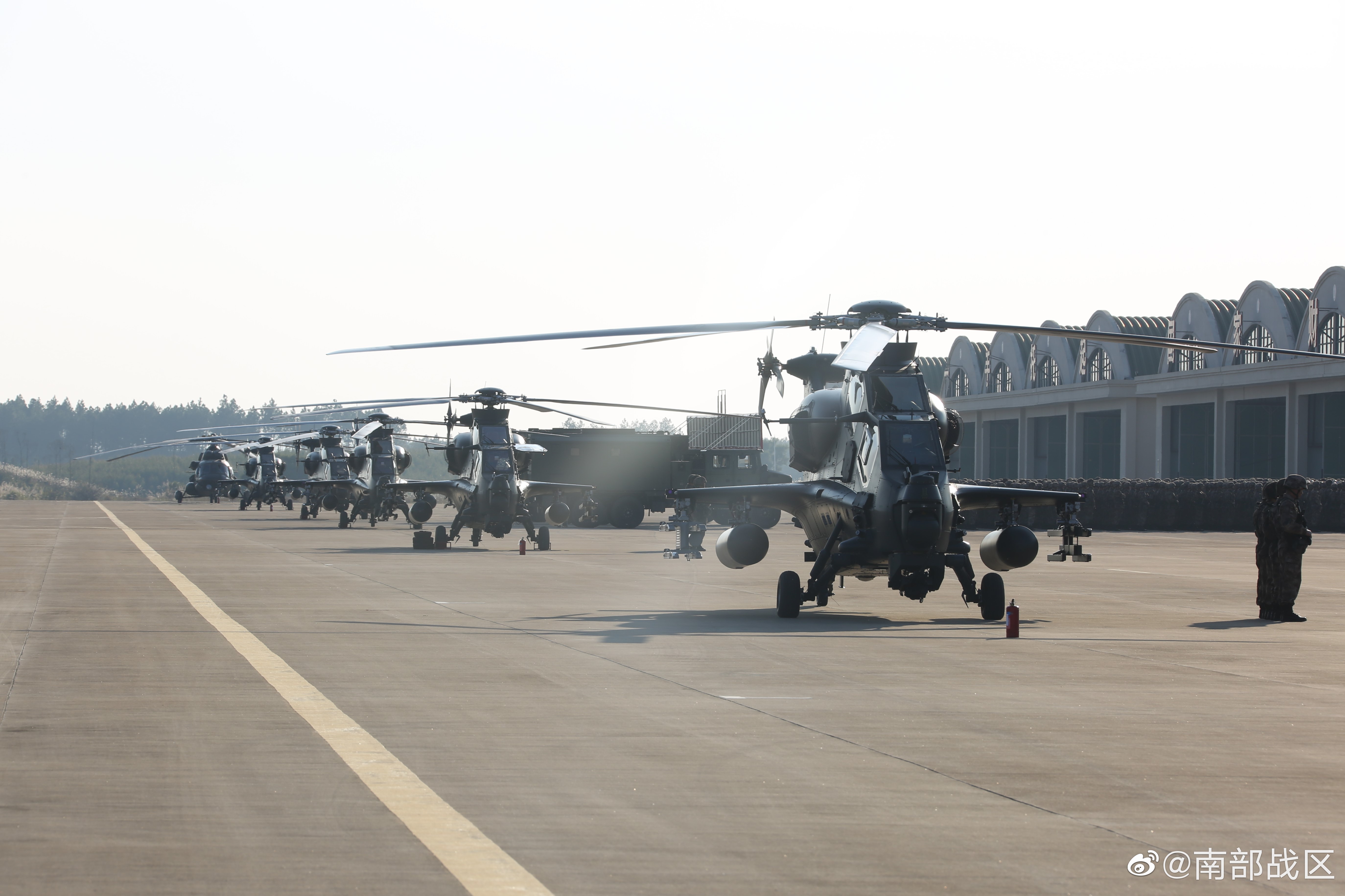 军温线湾阅军陆直航颁服——深度解析与SEO优化,军温线湾阅军陆直航颁服深度解读与SEO策略优化探讨