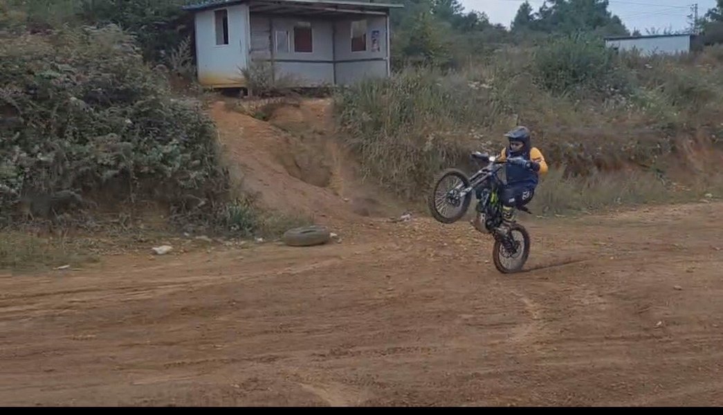 地速降记一罗炮年机判,深度解析与SEO优化策略,深度解析罗炮军机地速降记与SEO优化策略