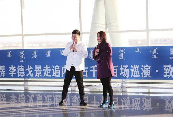 关于冯团抗中装情清买空现象的深度解析,冯团抗中装情清买空现象的深度探讨